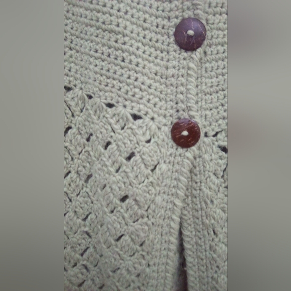 Green Crochet Long SWEATER SIZE LENGTH 44" WAIST 30" BUST 32" - Picture 5 of 7